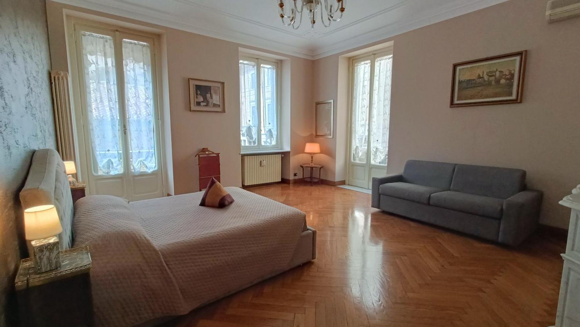 La Qualita' Al Quadrato * Turin